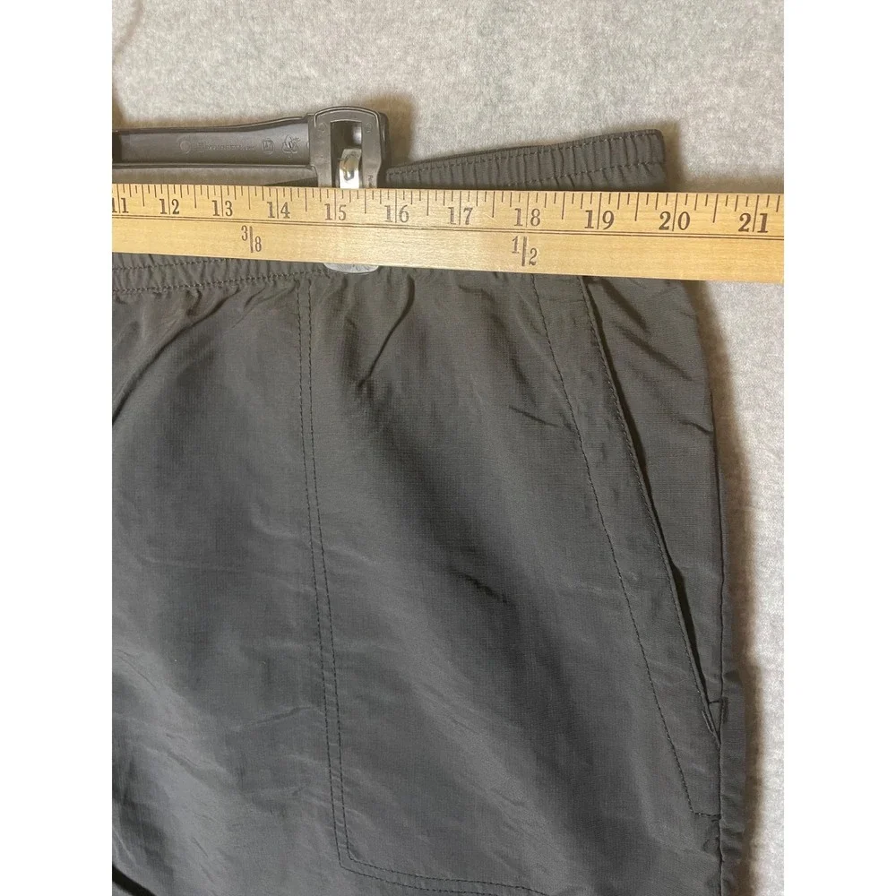 The North Face Shorts Mens XXL Grey Elastic‎ Waist Tie Nylon Athleisure